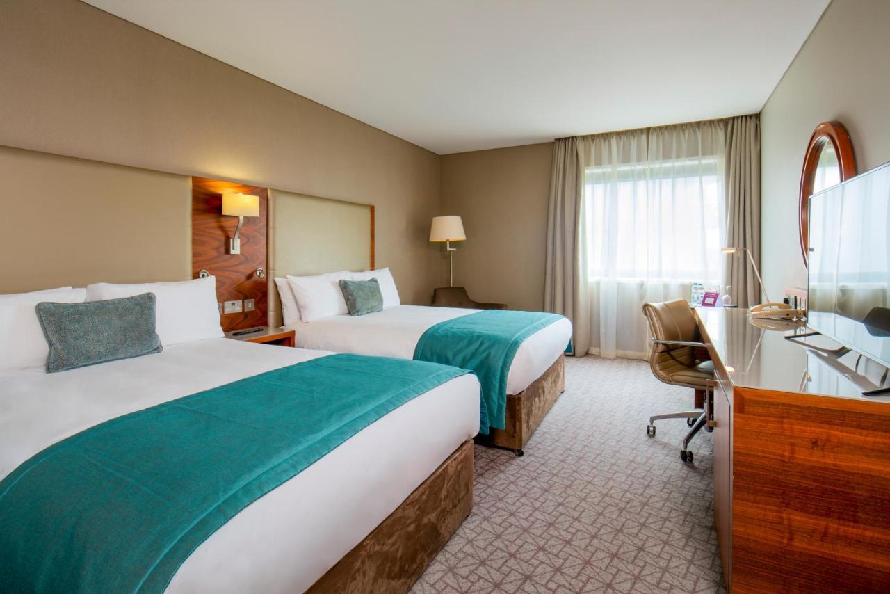 คราวน์ พลาซา ลอนดอน - ดอกแลนด์ส Hotel ภายนอก รูปภาพ