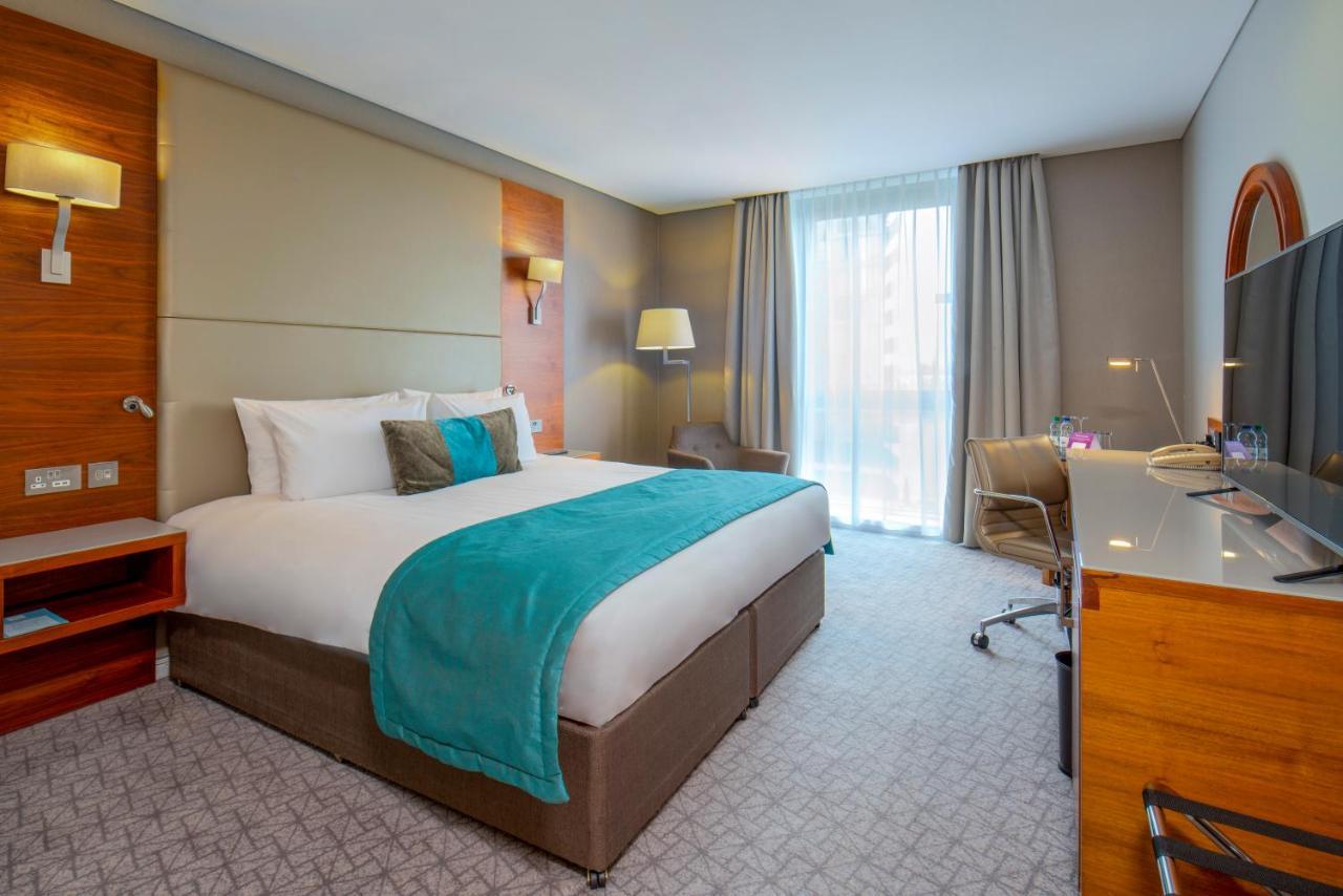 คราวน์ พลาซา ลอนดอน - ดอกแลนด์ส Hotel ภายนอก รูปภาพ